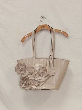 Patricia Nash Tote [Product type]